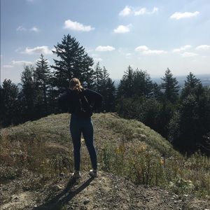 Meet your Posher, Taylor